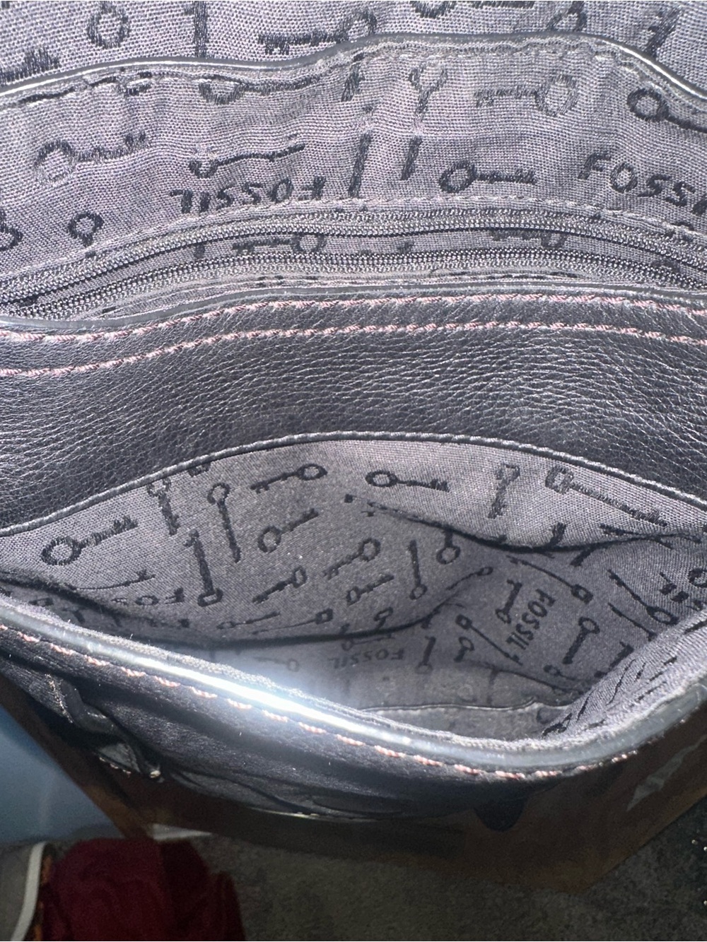 Black Fossil Long Live Vintage Conditioned Leather Bag 2014 Re Release - Picture 6 of 8